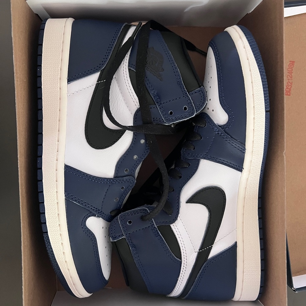 Nike Blue and White High-Top Sneakers